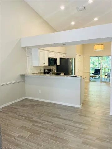 Updated photos- Space now vacant!