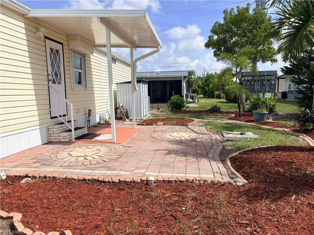 3134 Linwood Dr, North Fort Myers, Florida 33917