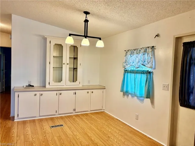 3134 Linwood Dr, North Fort Myers, Florida 33917