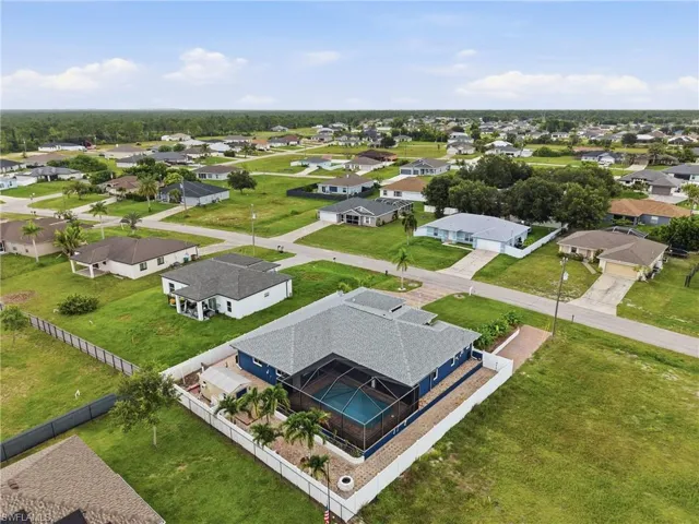 3016 Nw 6th Pl, Cape Coral, Florida 33993