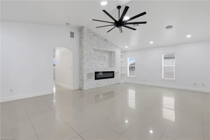 3016 Nw 6th Pl, Cape Coral, Florida 33993