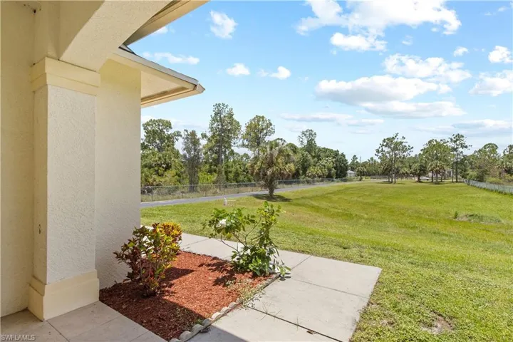 2495 62nd Ave Ne, Naples, Florida 34120