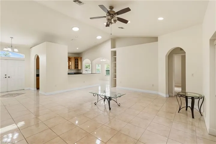 2495 62nd Ave Ne, Naples, Florida 34120