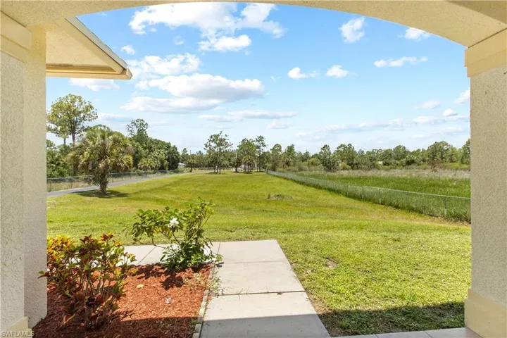 2495 62nd Ave Ne, Naples, Florida 34120