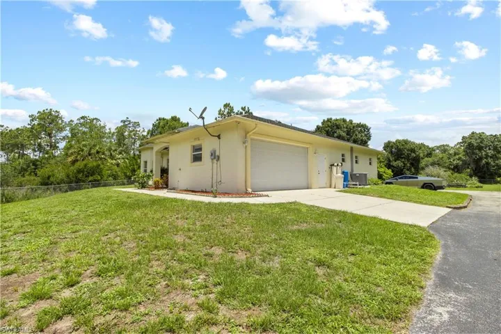 2495 62nd Ave Ne, Naples, Florida 34120