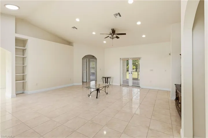 2495 62nd Ave Ne, Naples, Florida 34120
