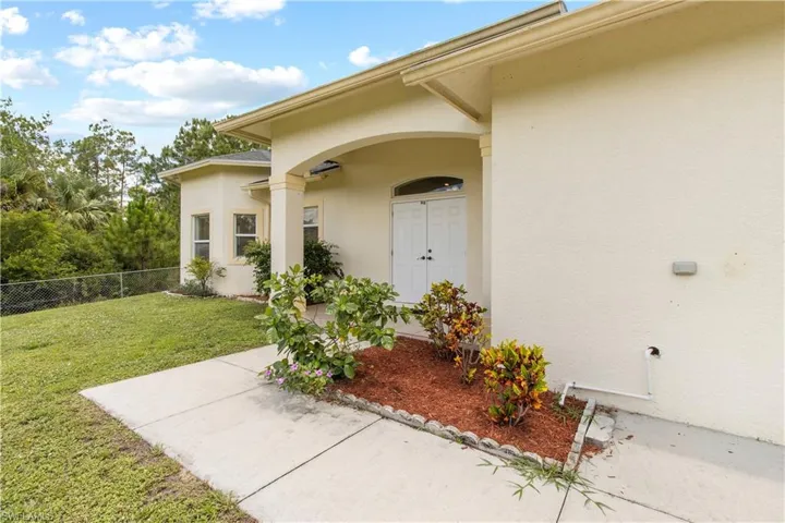 2495 62nd Ave Ne, Naples, Florida 34120