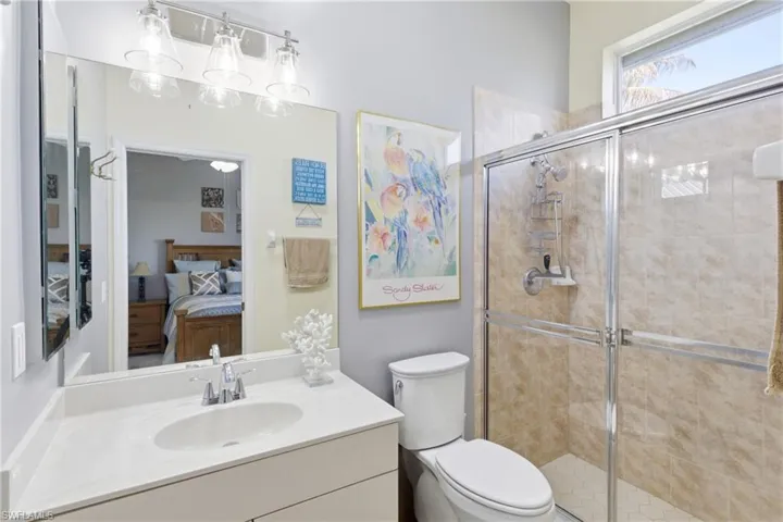 Bright and sophisticated en-suite bath designed for relaxation and everyday comfort.