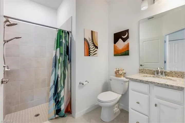 Guest bath with walk in shower