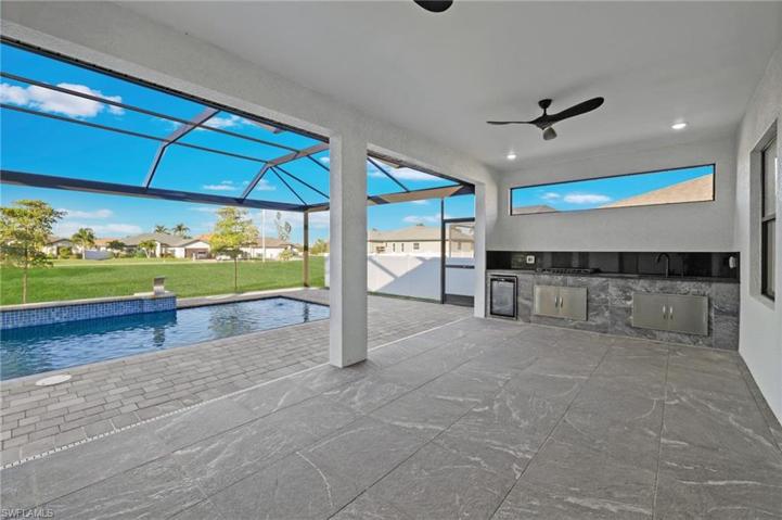 1729 SW 22nd  LN, CAPE CORAL, FL 33991