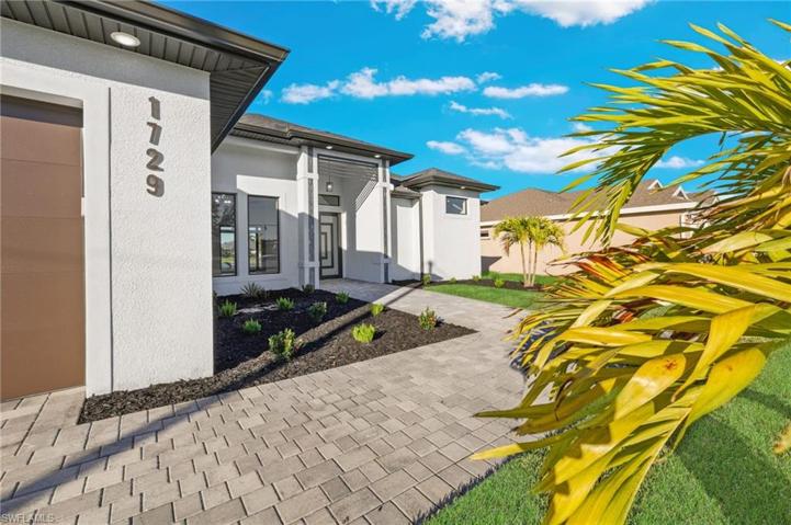 1729 SW 22nd  LN, CAPE CORAL, FL 33991