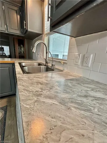 217 Shrub Ln N, North Fort Myers, Florida 33917
