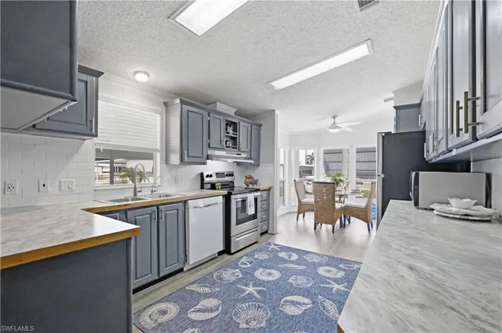 217 Shrub Ln N, North Fort Myers, Florida 33917