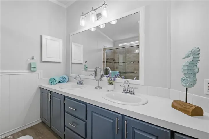 217 Shrub Ln N, North Fort Myers, Florida 33917
