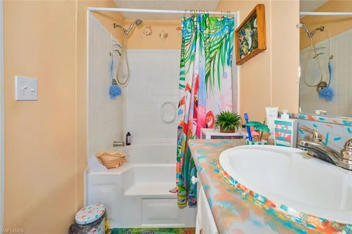 1106  Charles  ST, Moore Haven, FL 33471