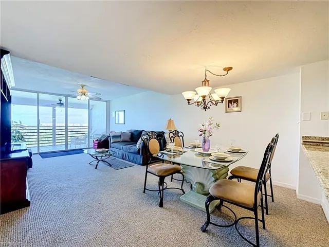 15171 Cedarwood Ln 3604, Naples, Florida 34110