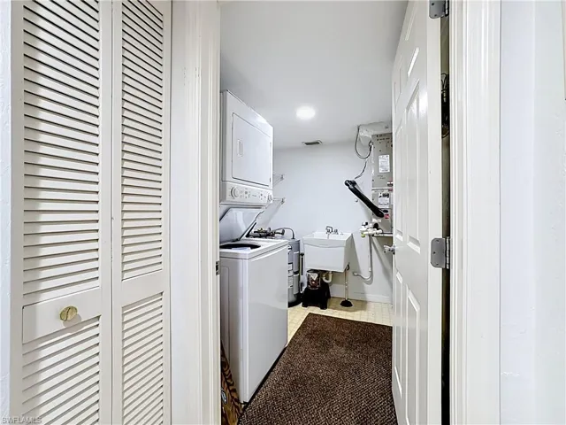 15171 Cedarwood Ln 3604, Naples, Florida 34110