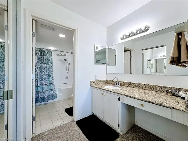 15171 Cedarwood Ln 3604, Naples, Florida 34110
