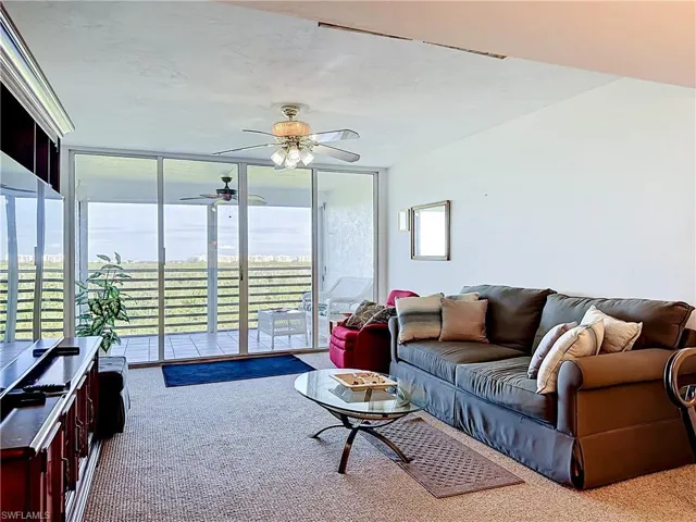 15171 Cedarwood Ln 3604, Naples, Florida 34110