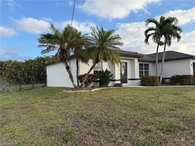 1145  Mohawk  PKWY, Cape Coral, FL 33914