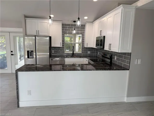 1145  Mohawk  PKWY, Cape Coral, FL 33914