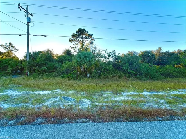 426 Mcarthur Blvd, Lehigh Acres, Florida 33974