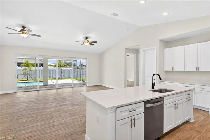 3011 Sw 7th Ave, Cape Coral, Florida 33914