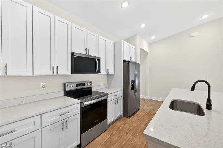 3011 Sw 7th Ave, Cape Coral, Florida 33914