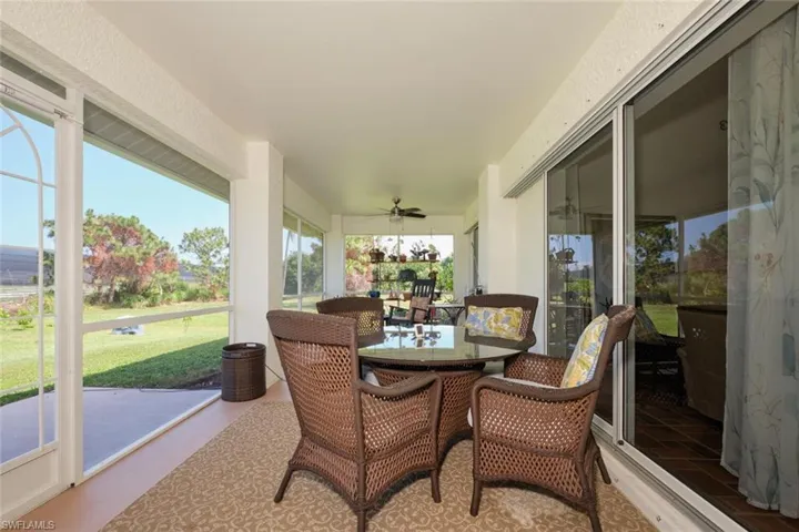 Pocket sliding glass doors to the lanai.