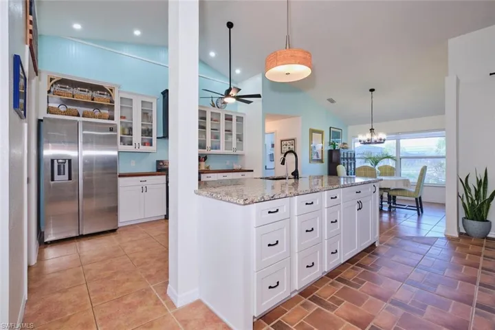 Gorgeous Chef Style Kitchen