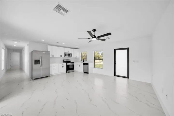 4985 Fairway Ct, Lehigh Acres, Florida 33971