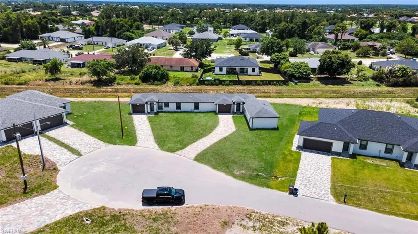 4985 Fairway Ct, Lehigh Acres, Florida 33971