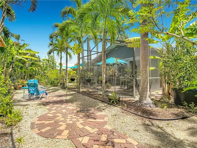 5841 Sabal Ave, Other, Florida 33956