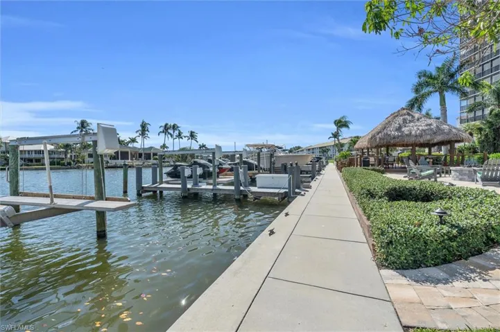 11030 Gulf Shore Dr # 801, Naples Fl 34108