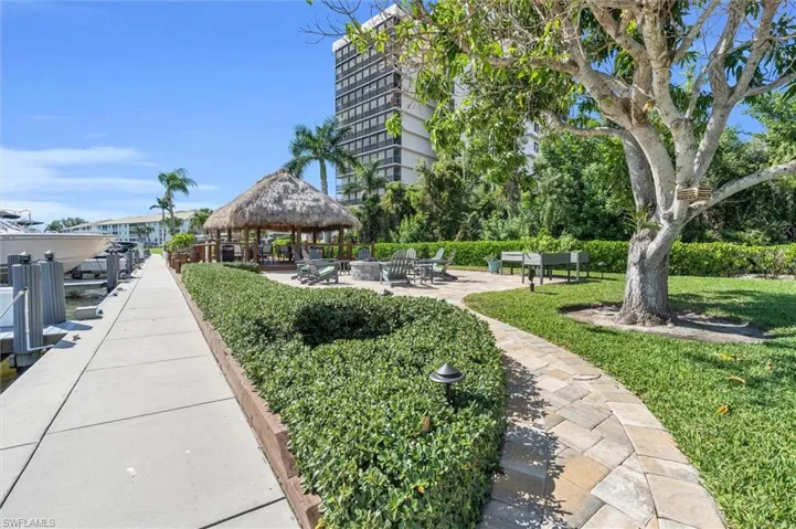 11030 Gulf Shore Dr # 801, Naples Fl 34108
