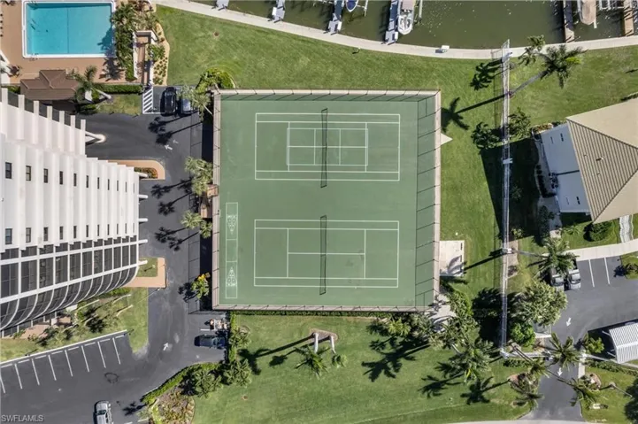 11030 Gulf Shore Dr # 801, Naples Fl 34108