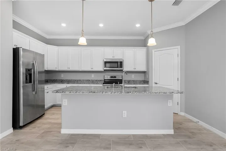 19952  Beverly Park  RD, Estero, FL 33928