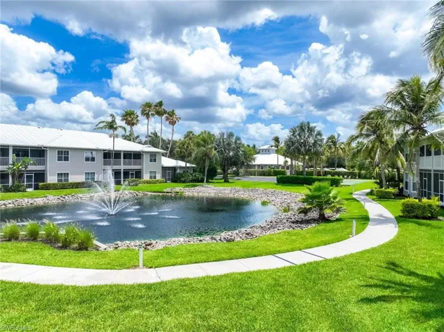7950 Mahogany Run Ln 416, Naples, Florida 34113