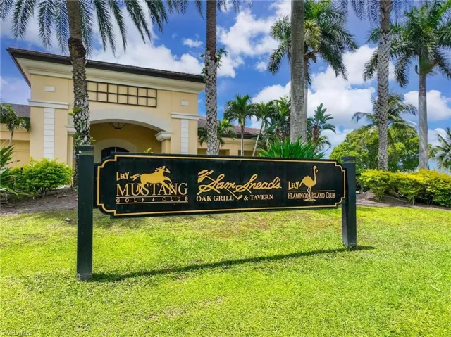 7950 Mahogany Run Ln 416, Naples, Florida 34113