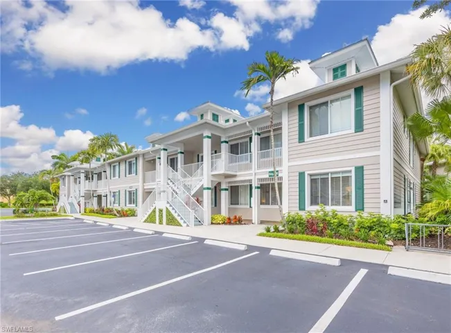 7950 Mahogany Run Ln 416, Naples, Florida 34113