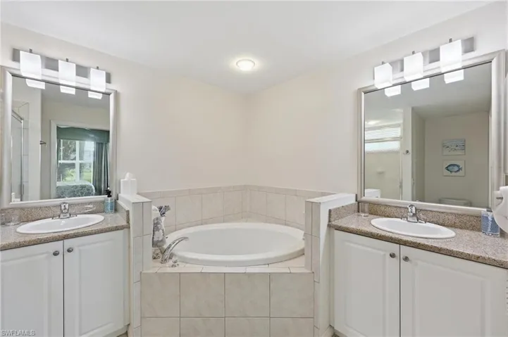 7950 Mahogany Run Ln 416, Naples, Florida 34113