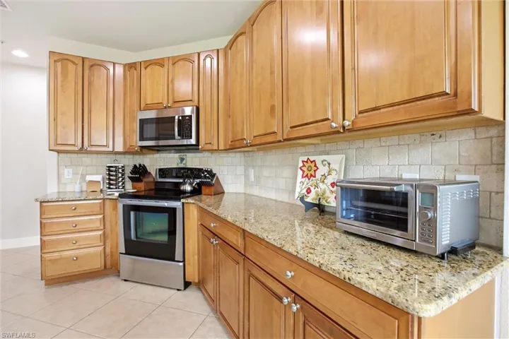 9204 Quartz Ln 3-101, Naples, Florida 34120