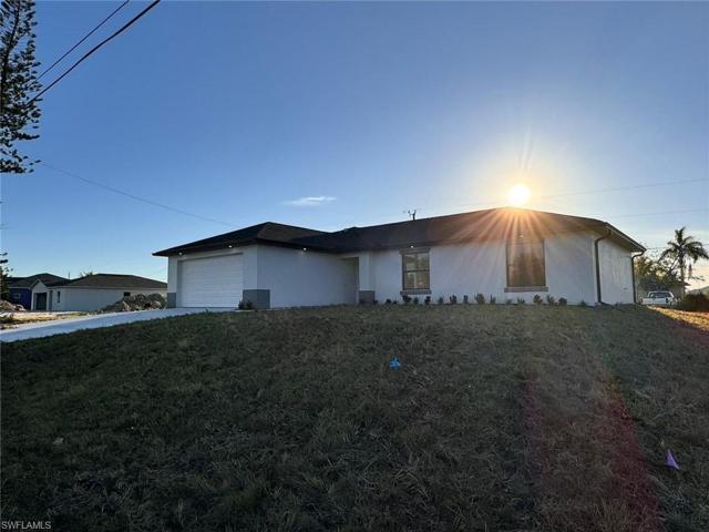 1932 NE 24th  AVE, Cape Coral, FL 33909