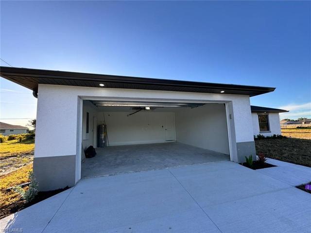 1932 NE 24th  AVE, Cape Coral, FL 33909