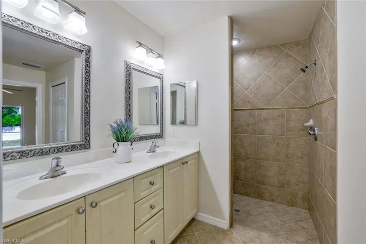 Master Bathroom with double vanity
