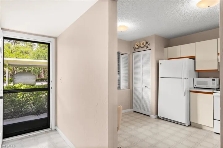 5784 Deauville Cir B103, Naples, Florida 34112