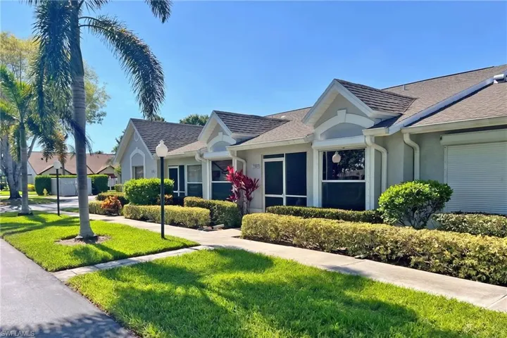 3383 Erick Lake Dr 2902, Naples, Florida 34109