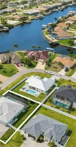 141 Sw 35th Pl, Cape Coral, Florida 33991