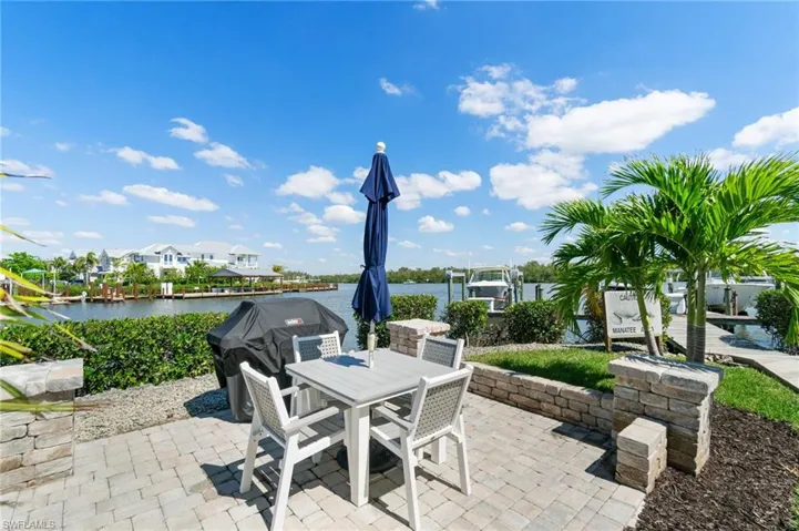 water front dining and grilling