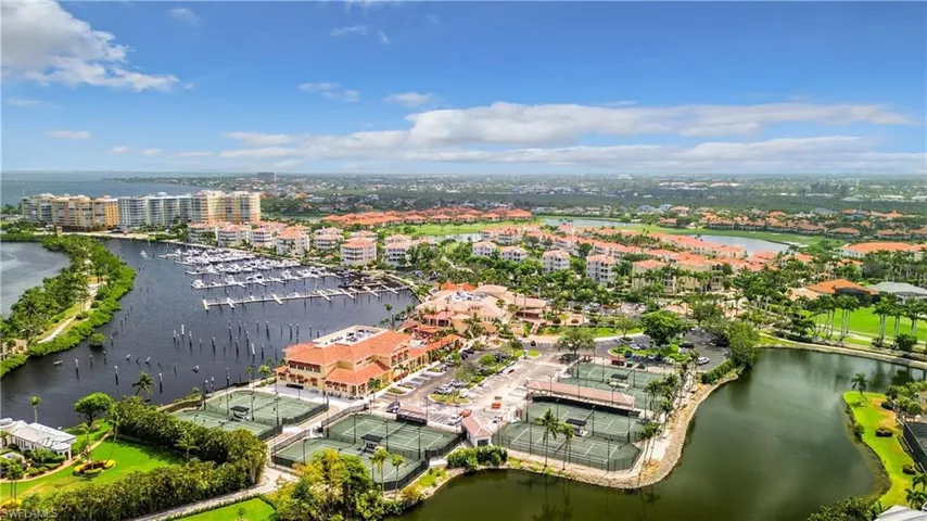 Bird's eye view of GULF HARBOUR clubhouse over view